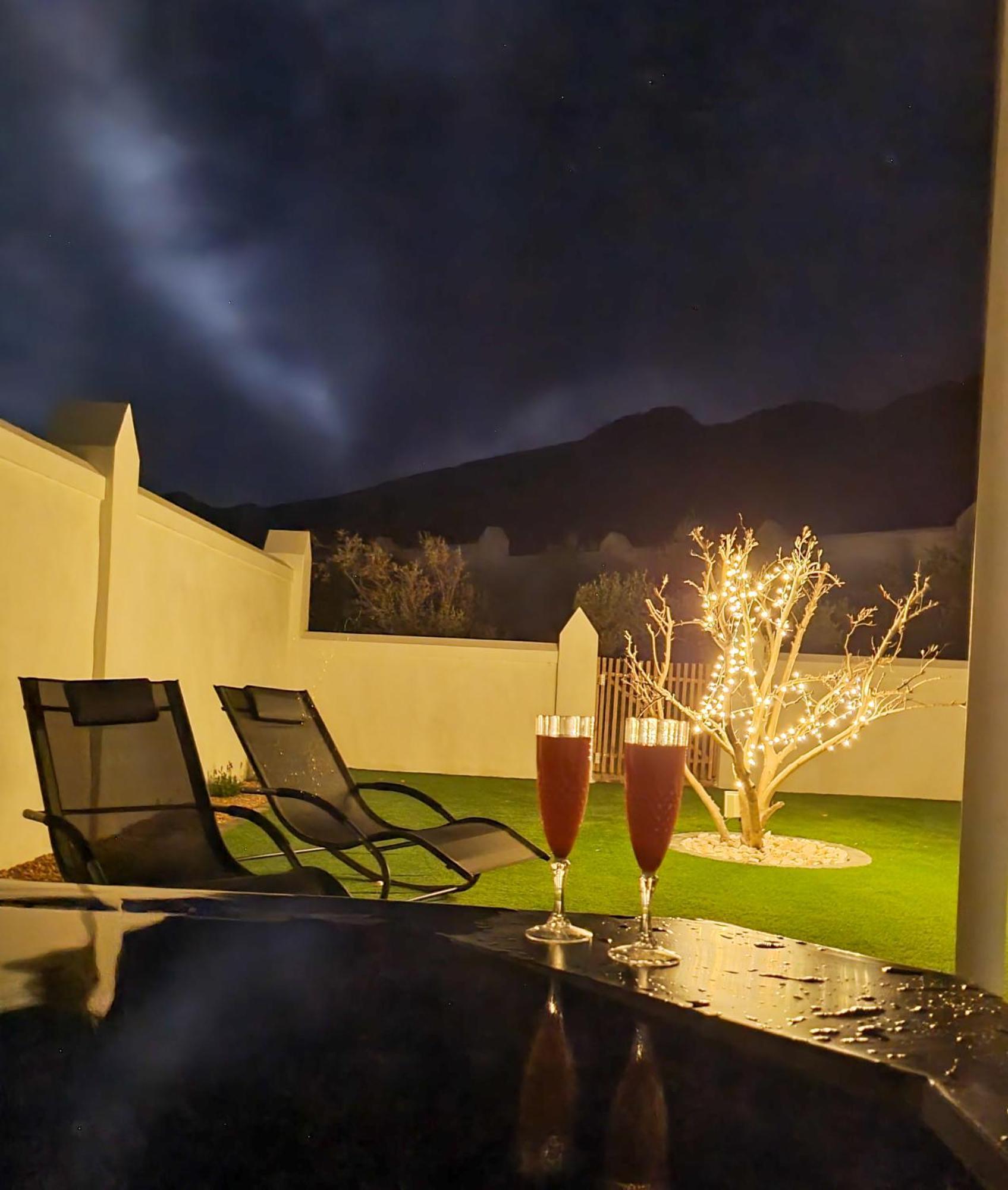 Droom Guesthouse ฟรันเชิค ภายนอก รูปภาพ