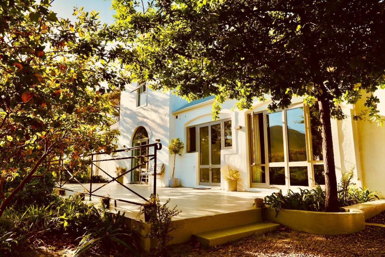 Droom Guesthouse ฟรันเชิค ภายนอก รูปภาพ